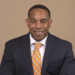 Gerald Abrams MBA ’08 headshot