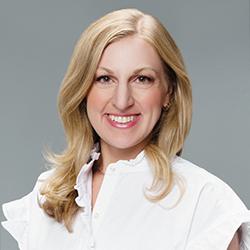Elizabeth Drori ’02 headshot