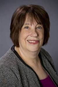 Elaine Kolker Horwitz headshot