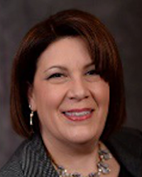 Stacey Knoppel headshot