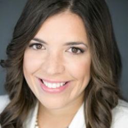 Mariana Swann ‘04 headshot
