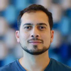 Omar Tarabishi headshot