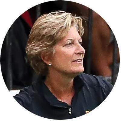Missy Meharg headshot
